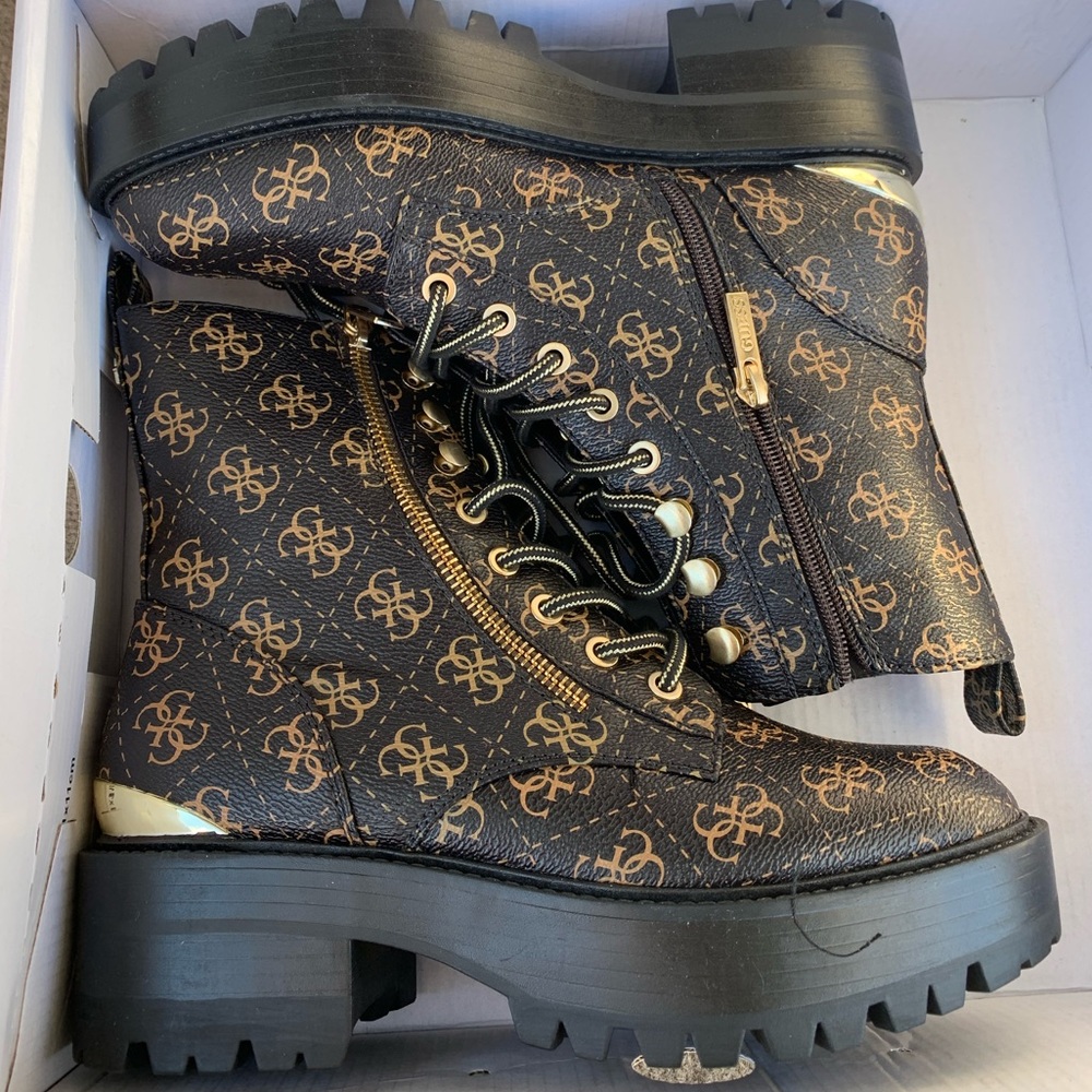 Guess Women's Fearne Lug Sole Lace Up Bootie
